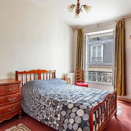 Stunning 1bdr Flat In 11th * Parigi